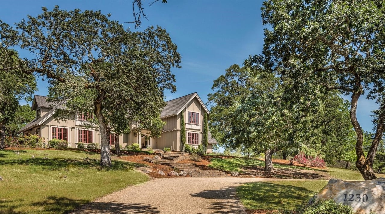 1230 White Oak Dr