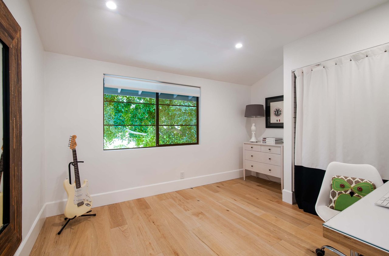 3626 Catamaran Dr
