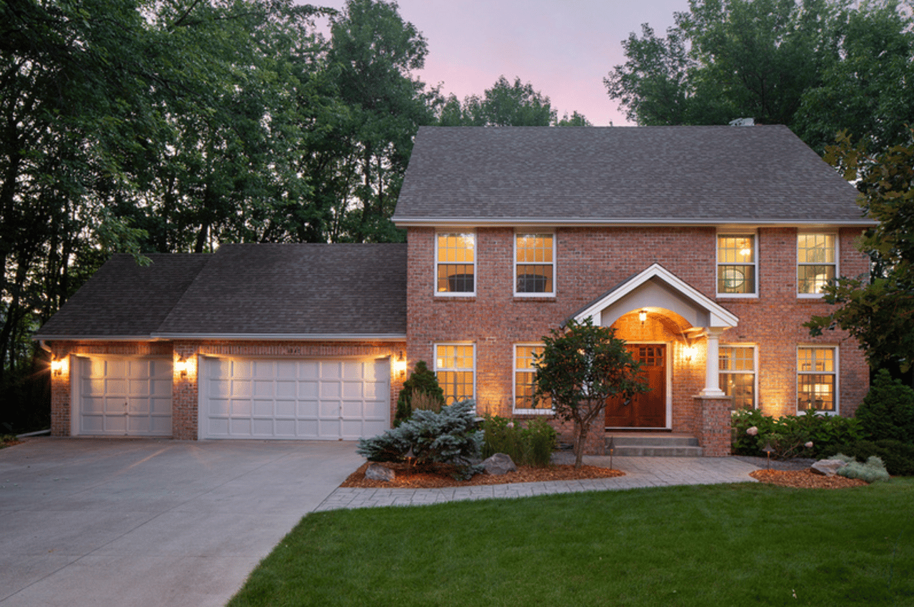 6040 Maple Leaf Circle | Shorewood