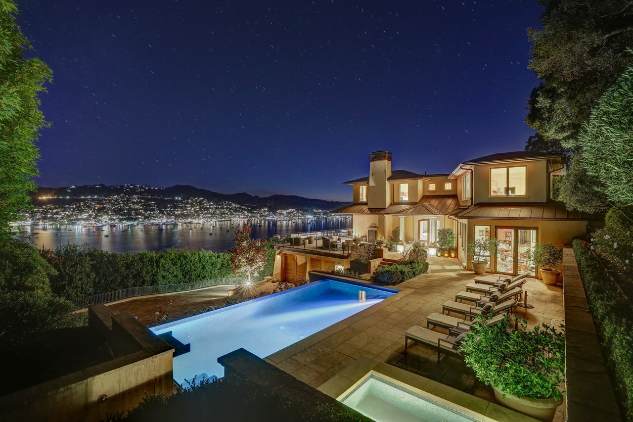 Phenomenal Luxury Residence with Sweeping Views Across the Bay