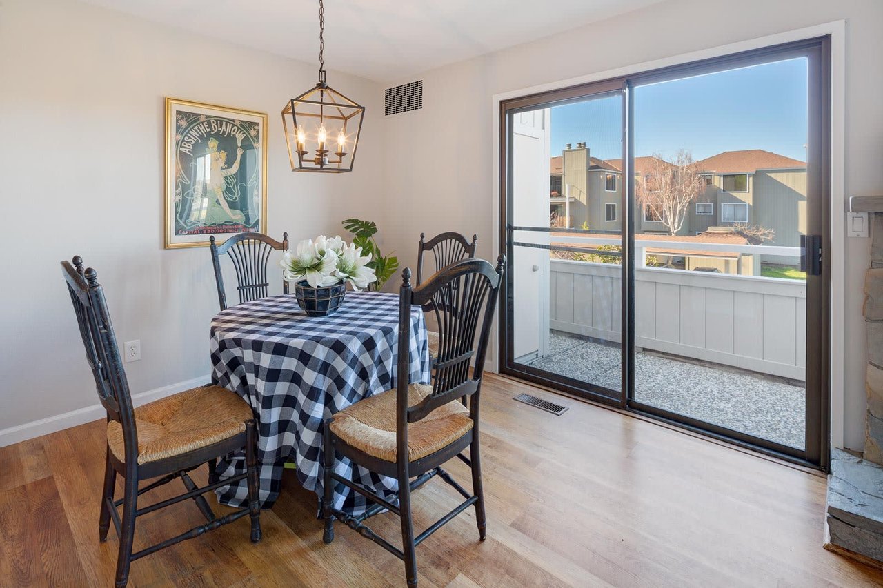 21 Lakeview Court, Novato