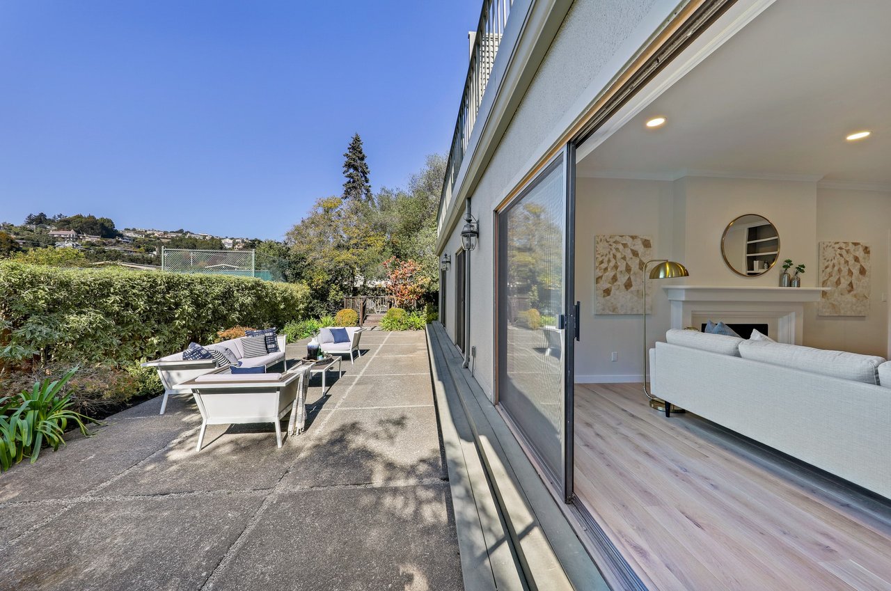 Newly Renovated Ground Floor Unit