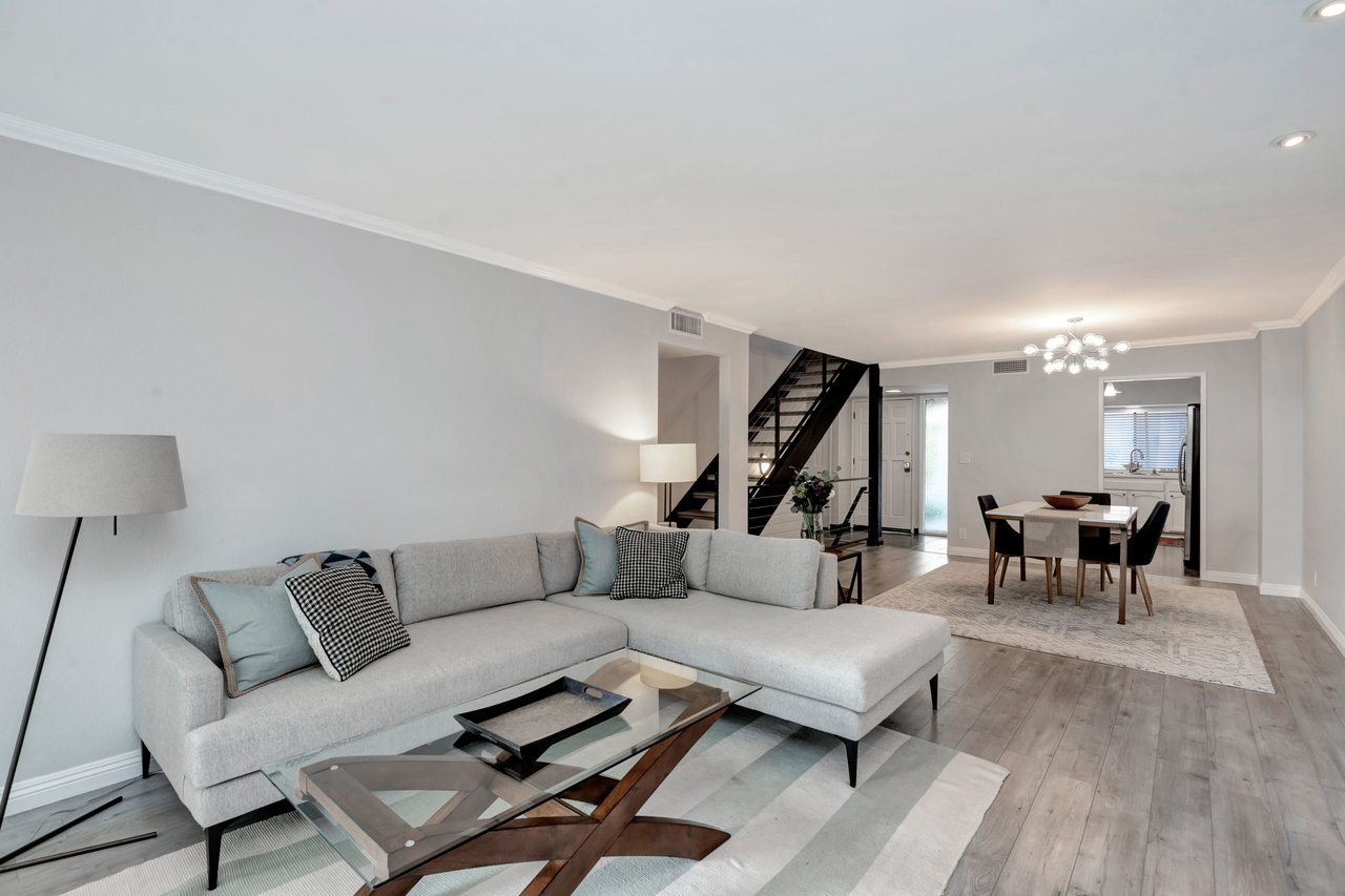 729 Fremont Villas 