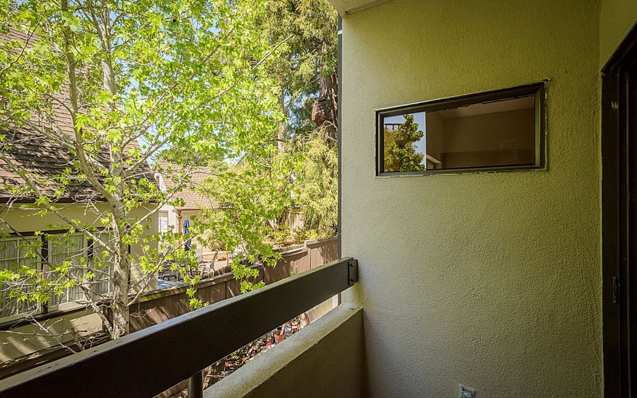 425 N El Camino Real, #202