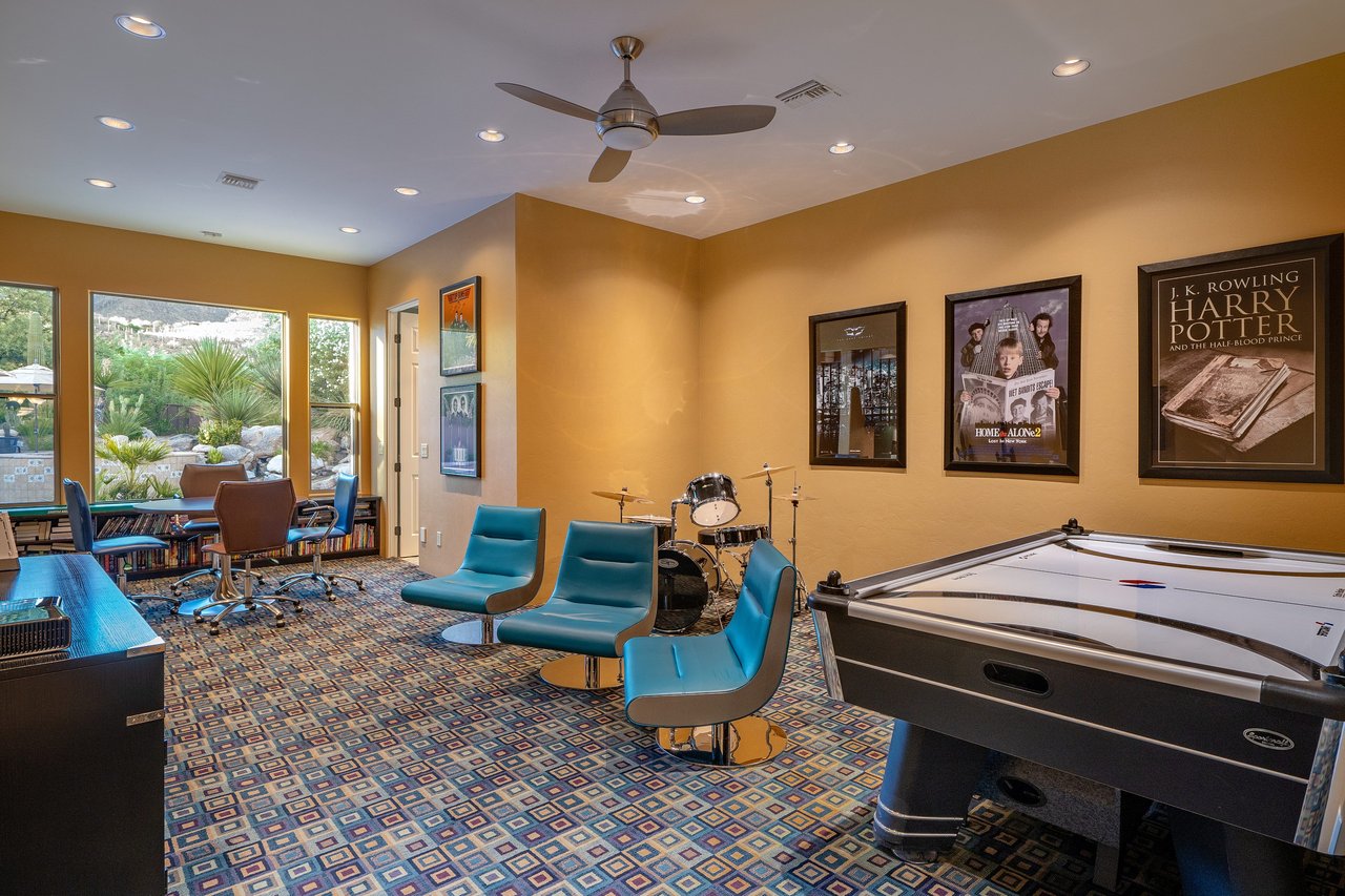 Incomparable Private Estate Home 
