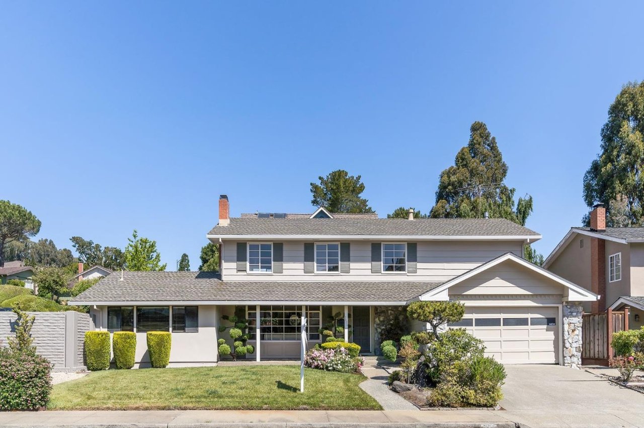 3096 Rivera Dr