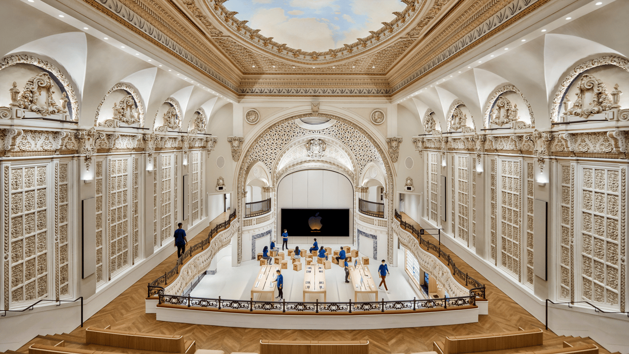 Apple Converts 1920s Downtown LA Theatre Into Show-Stopping Store