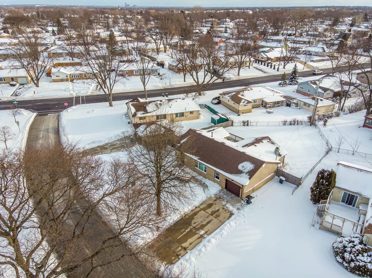 295 Glendale Ln 