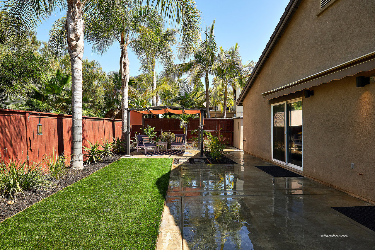 1053 Manteca Dr