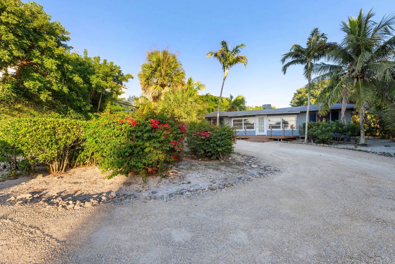 16155 Captiva Dr