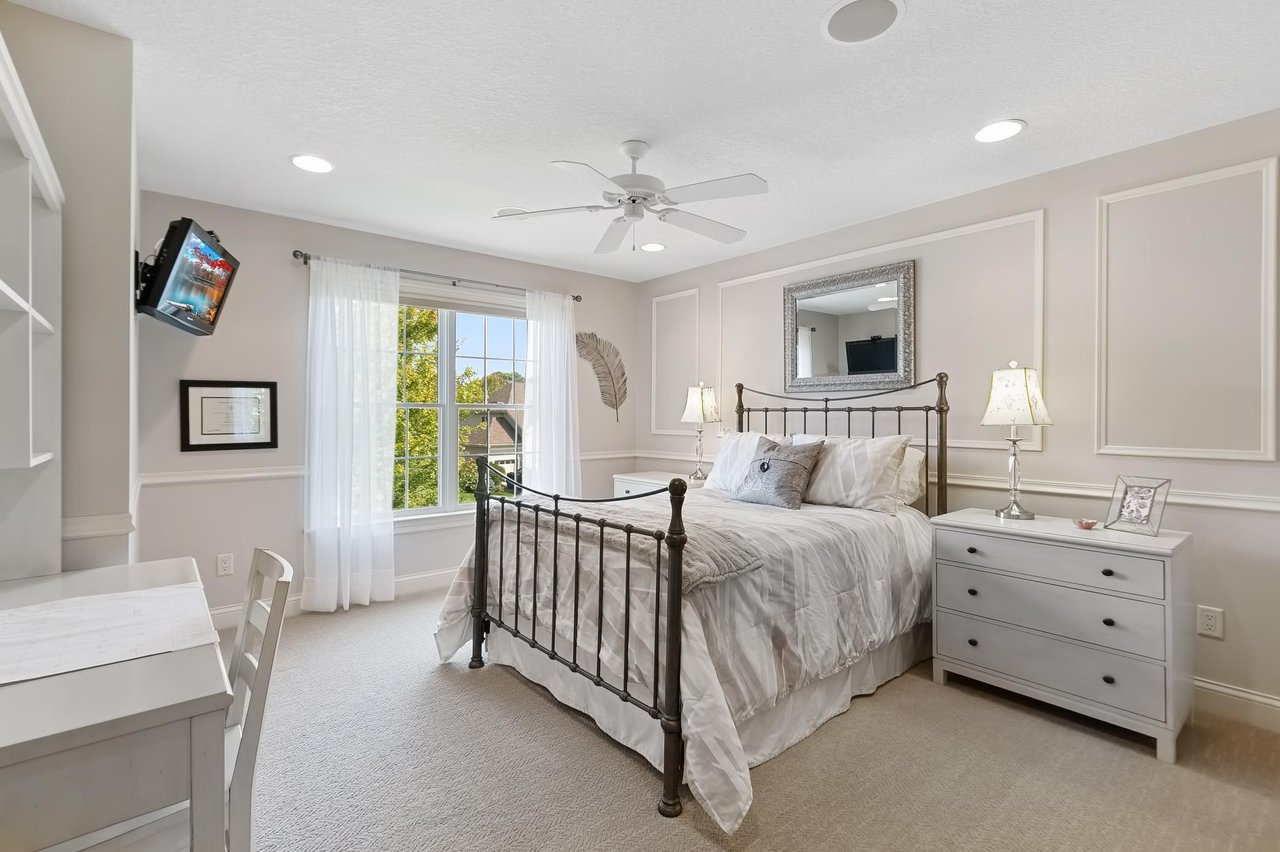 Stunning Eagan Masterpiece!