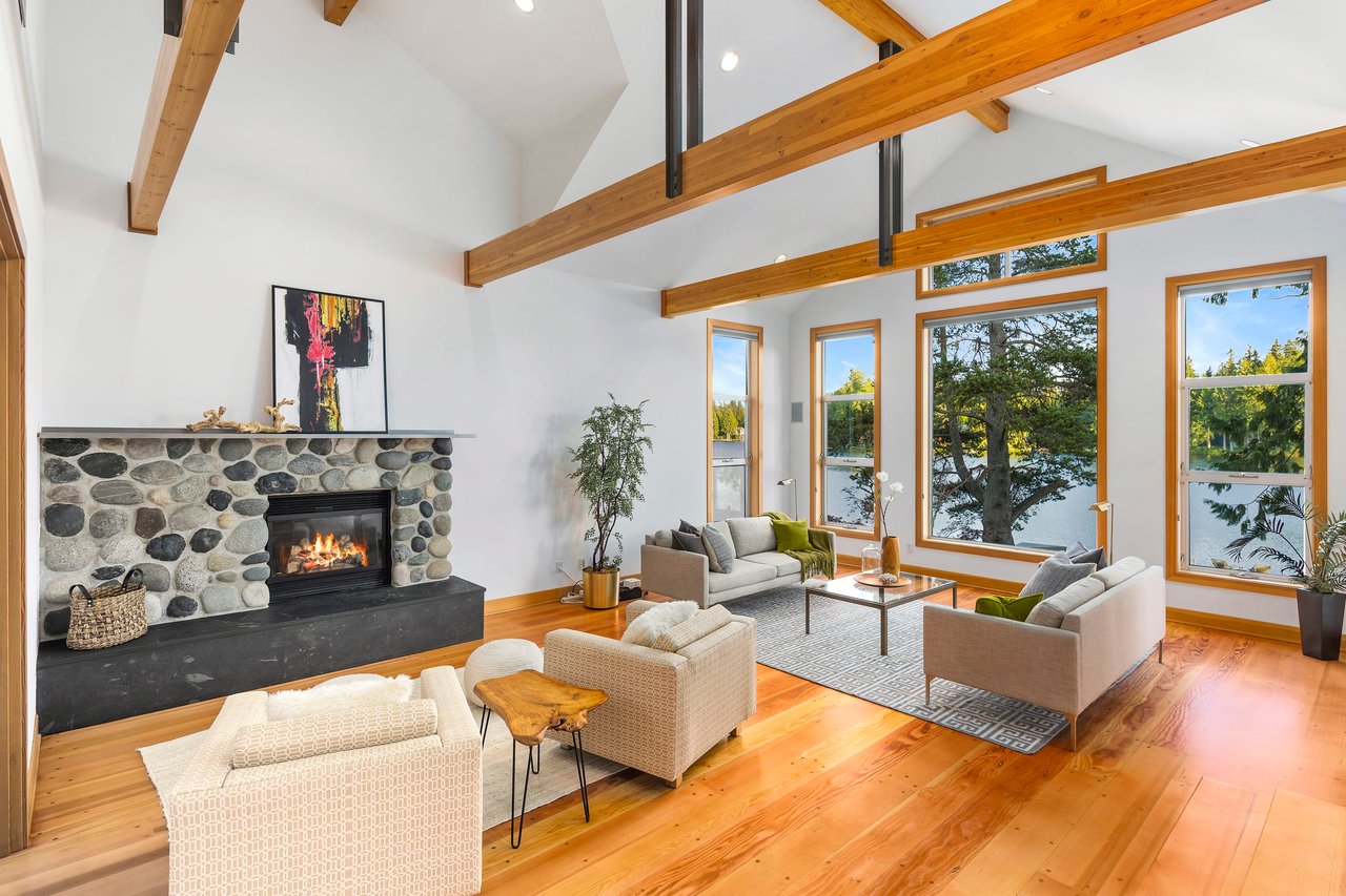 The Pine Lake Home