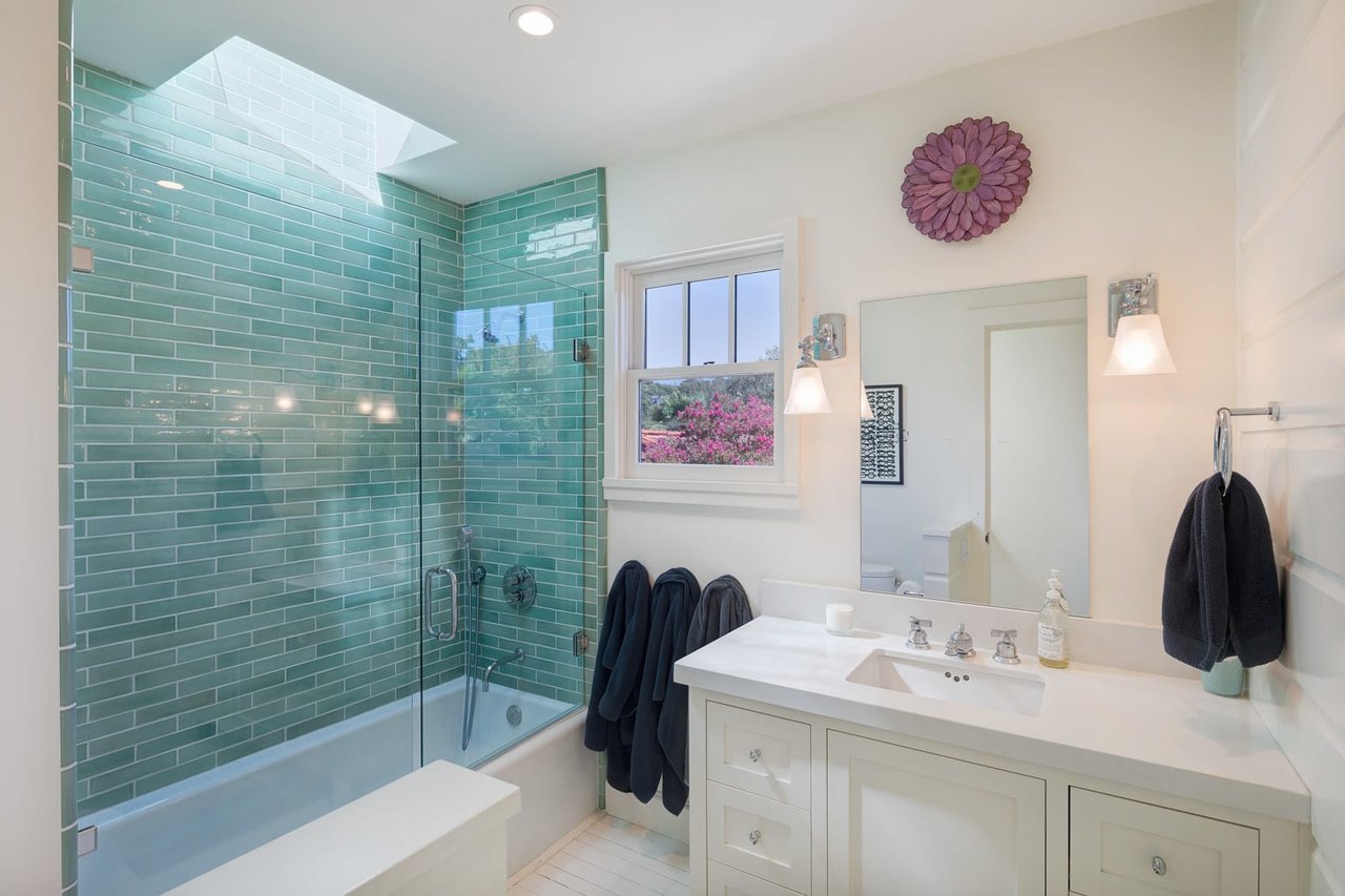 151 Meadowcroft Drive, San Anselmo