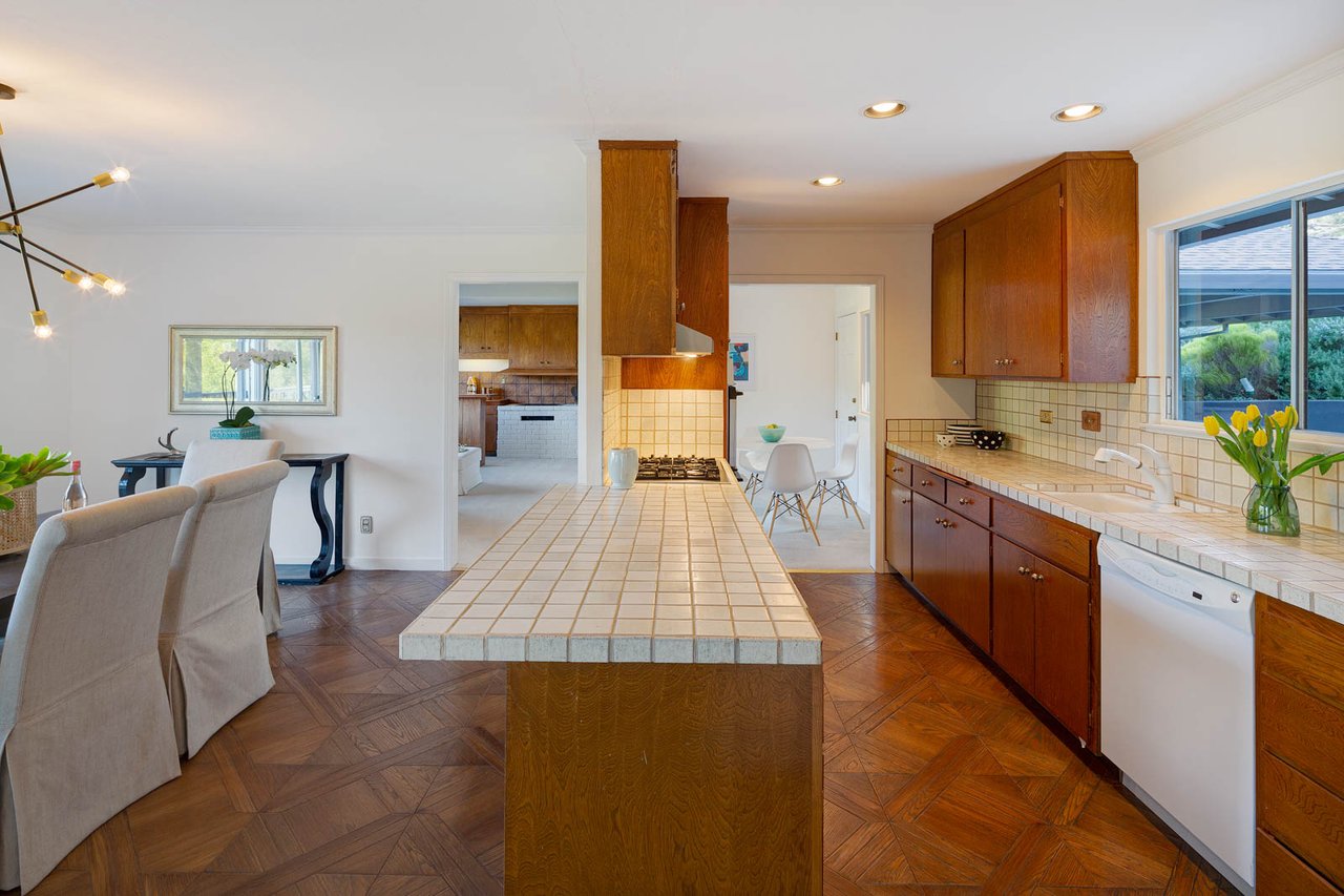 65 Stuyvesant Drive, San Anselmo