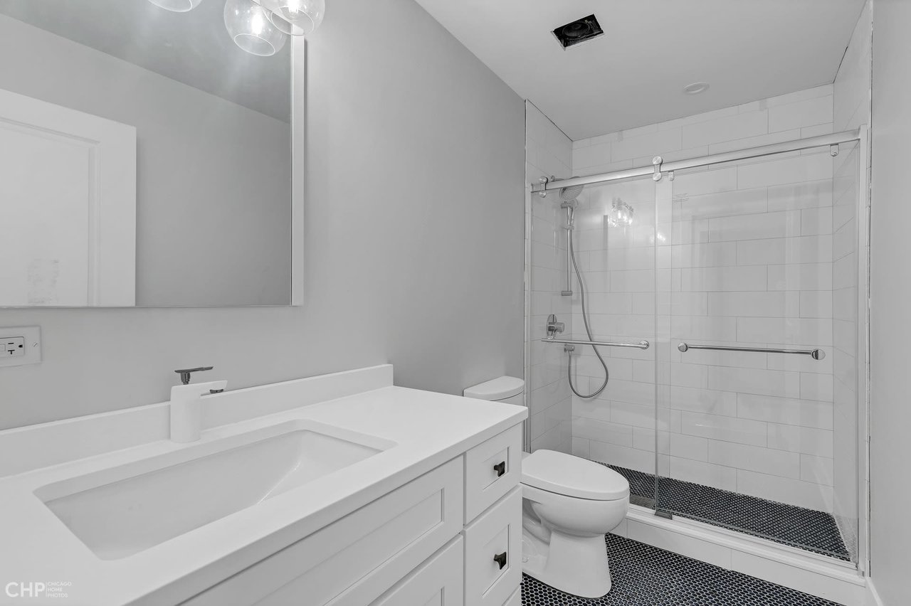 4424 N. Christiana