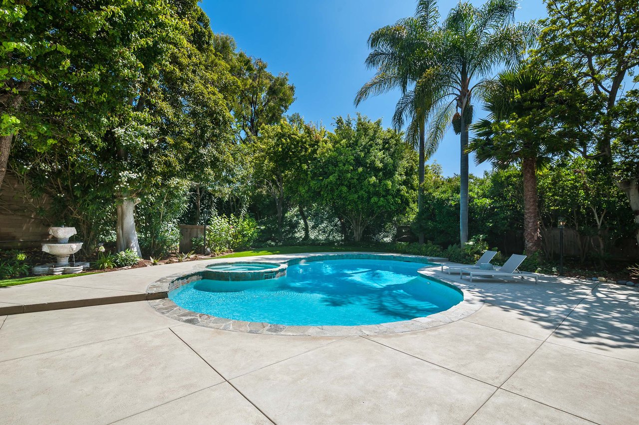 3626 Catamaran Dr