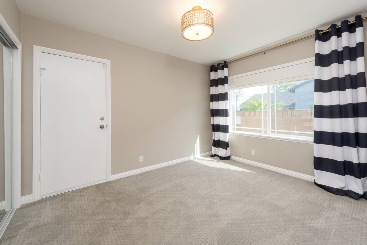 Fantastic 4 Bedroom in super hot Hawthorne