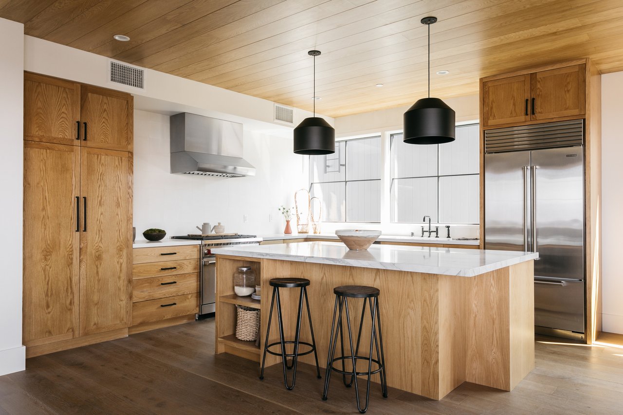 Bespoke Home in Silver Lake by Rob Diaz Design
