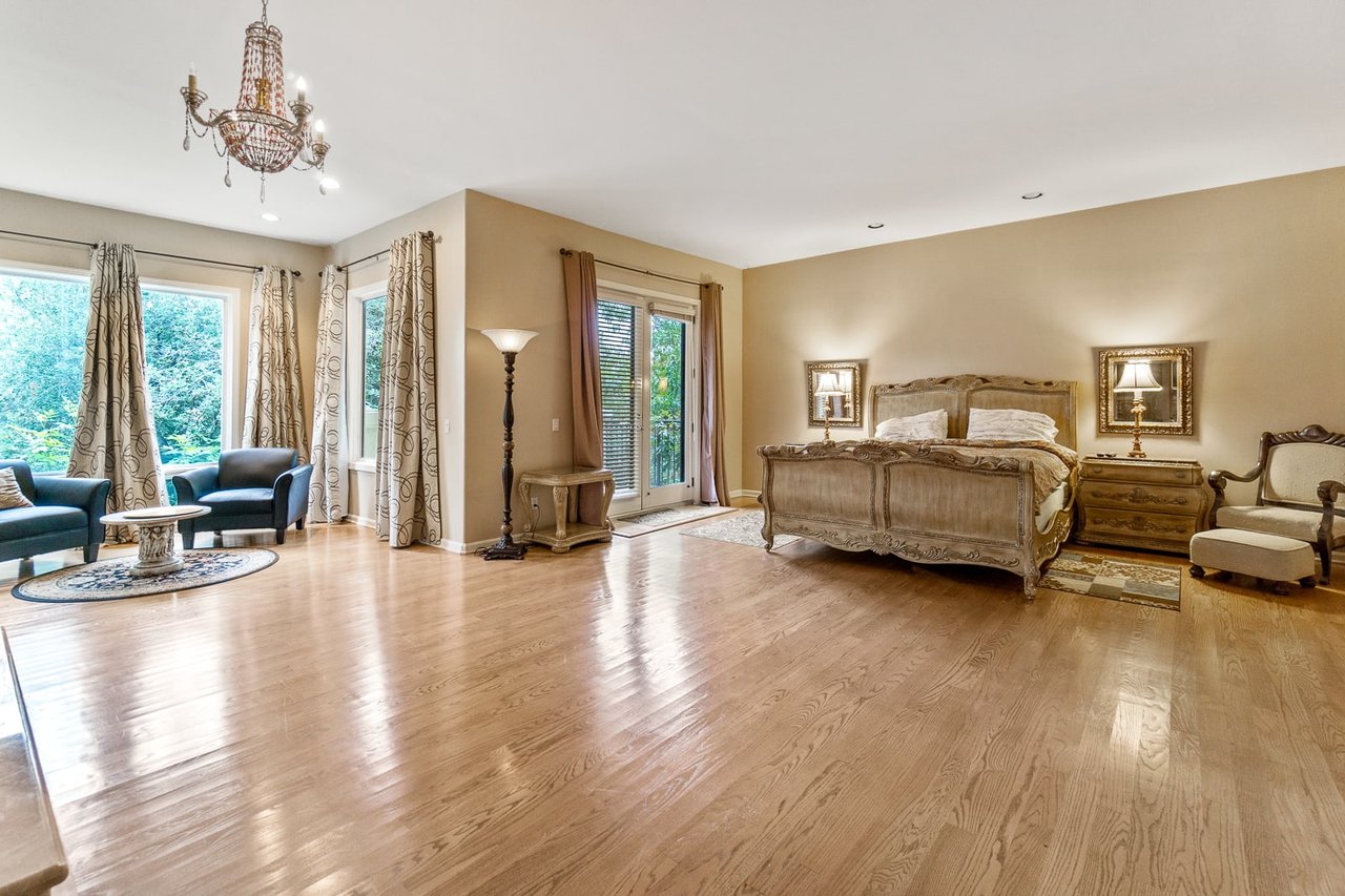 Pristine Luxe