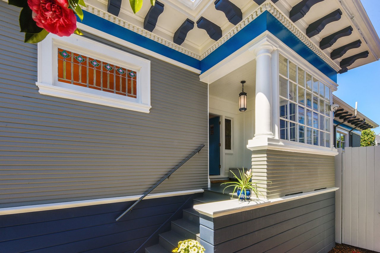 811 Santa Clara Ave