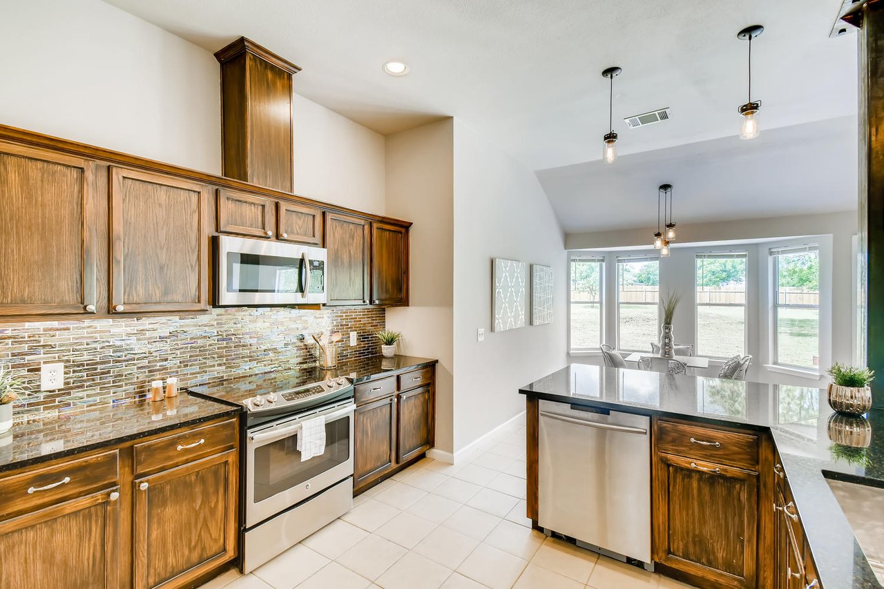 104 Willow Dr