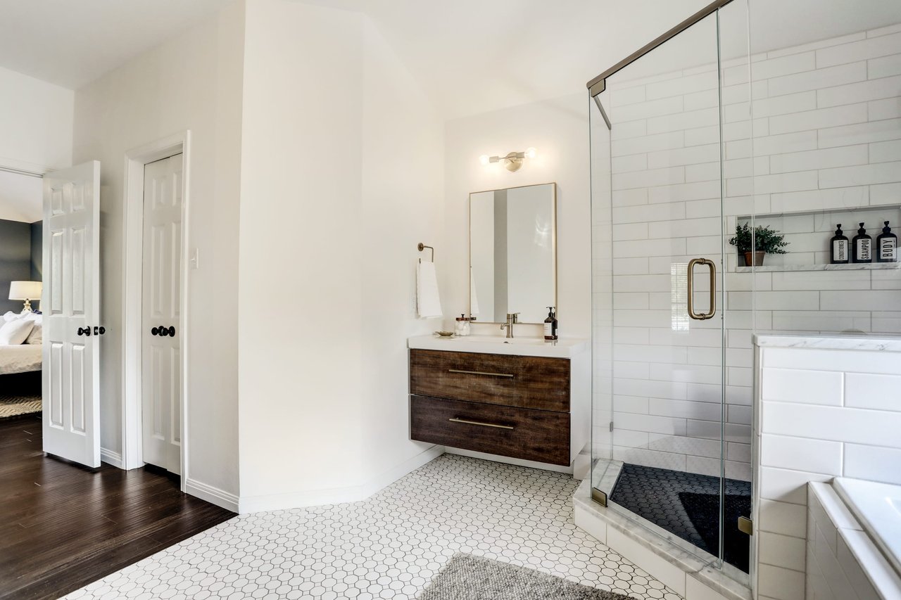 9312 Tea Rose Trail | SELLER REPRESENTED