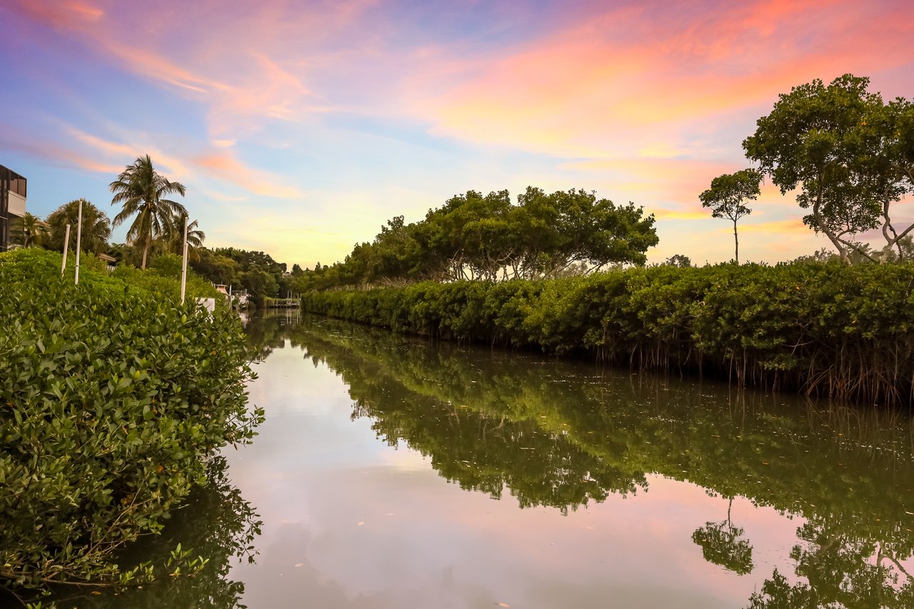 3381 Bayou Sound