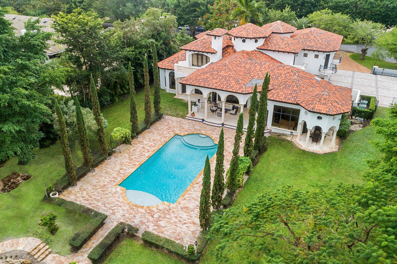8060 Twin Lake Drive