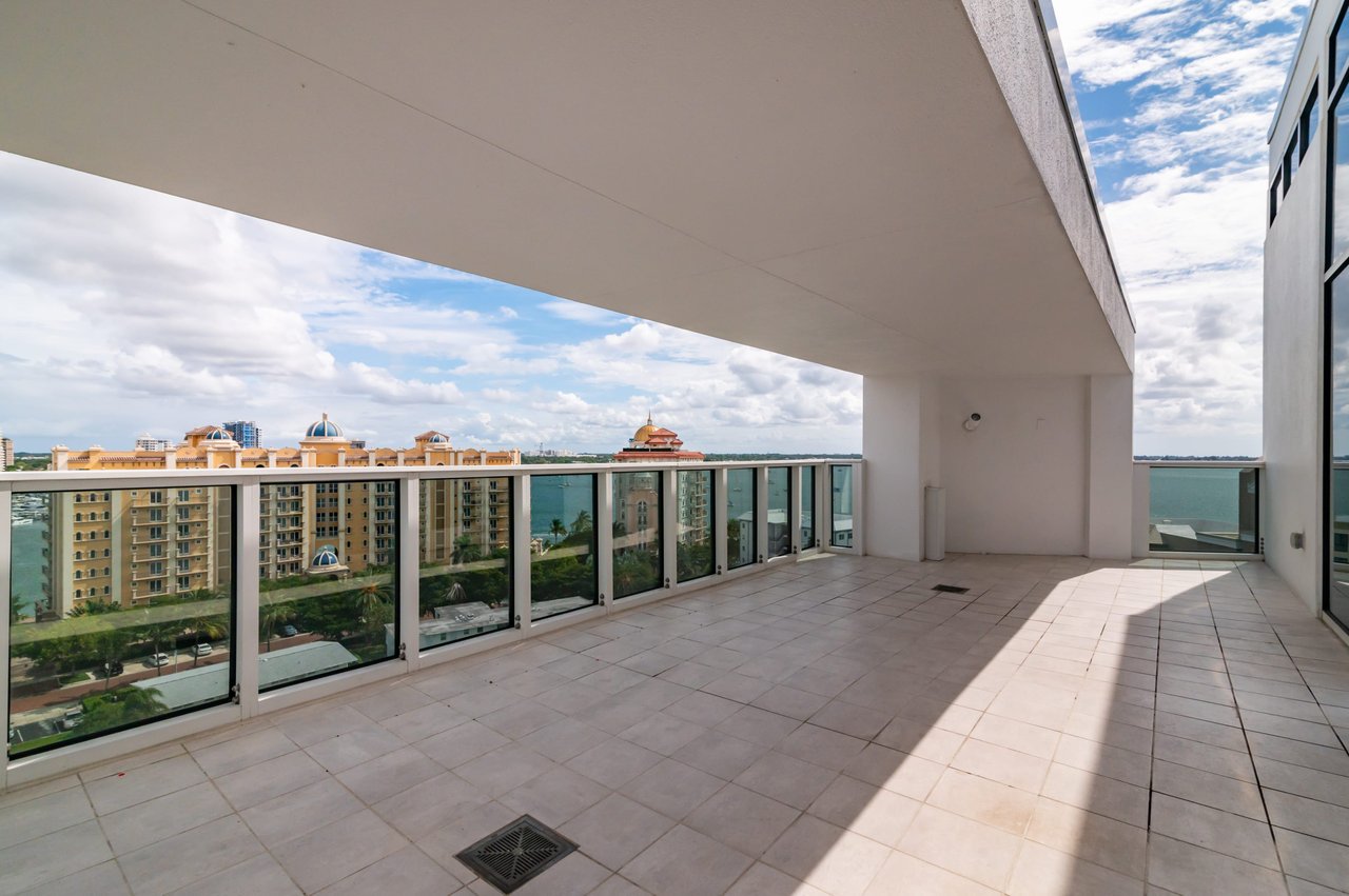 280 Golden Gate Point PH 2