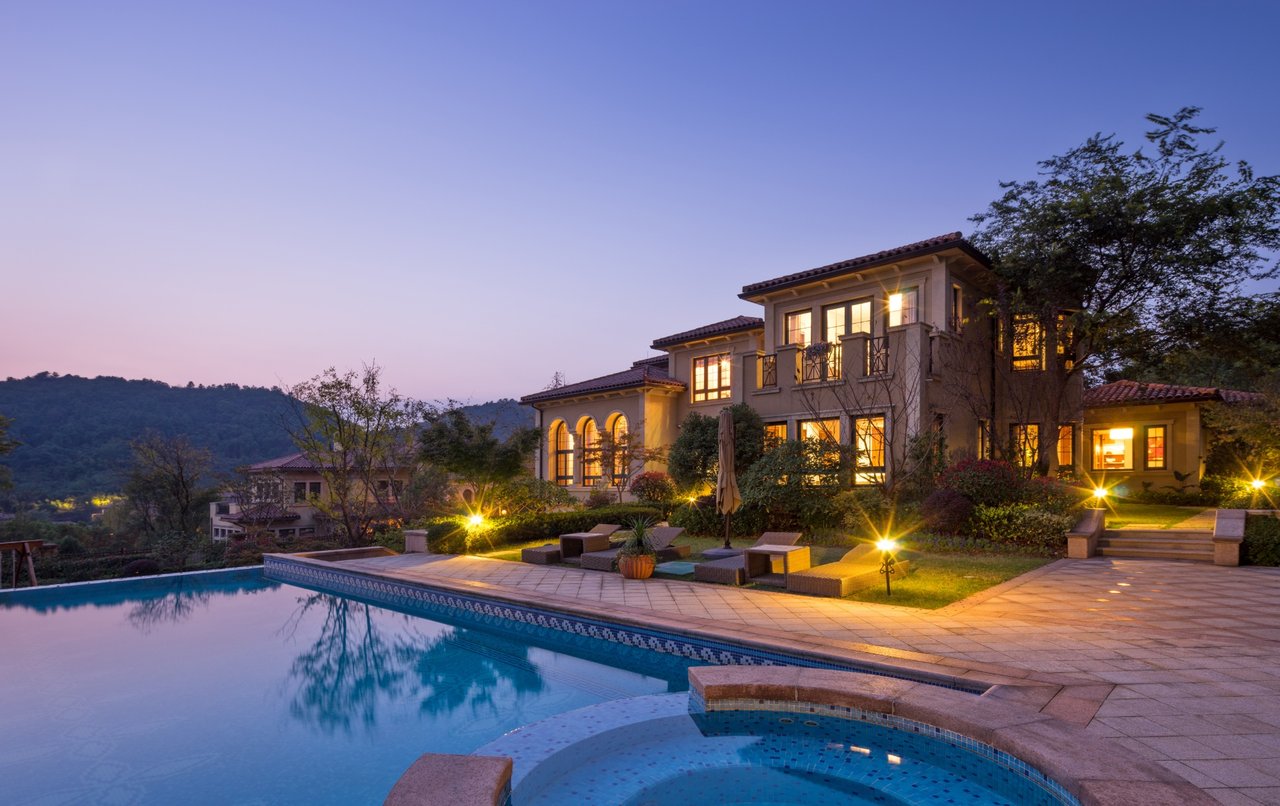 The Marin Luxury Home Market