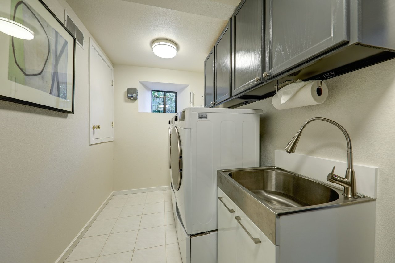 Newly Remodeled Home with Bay Views 