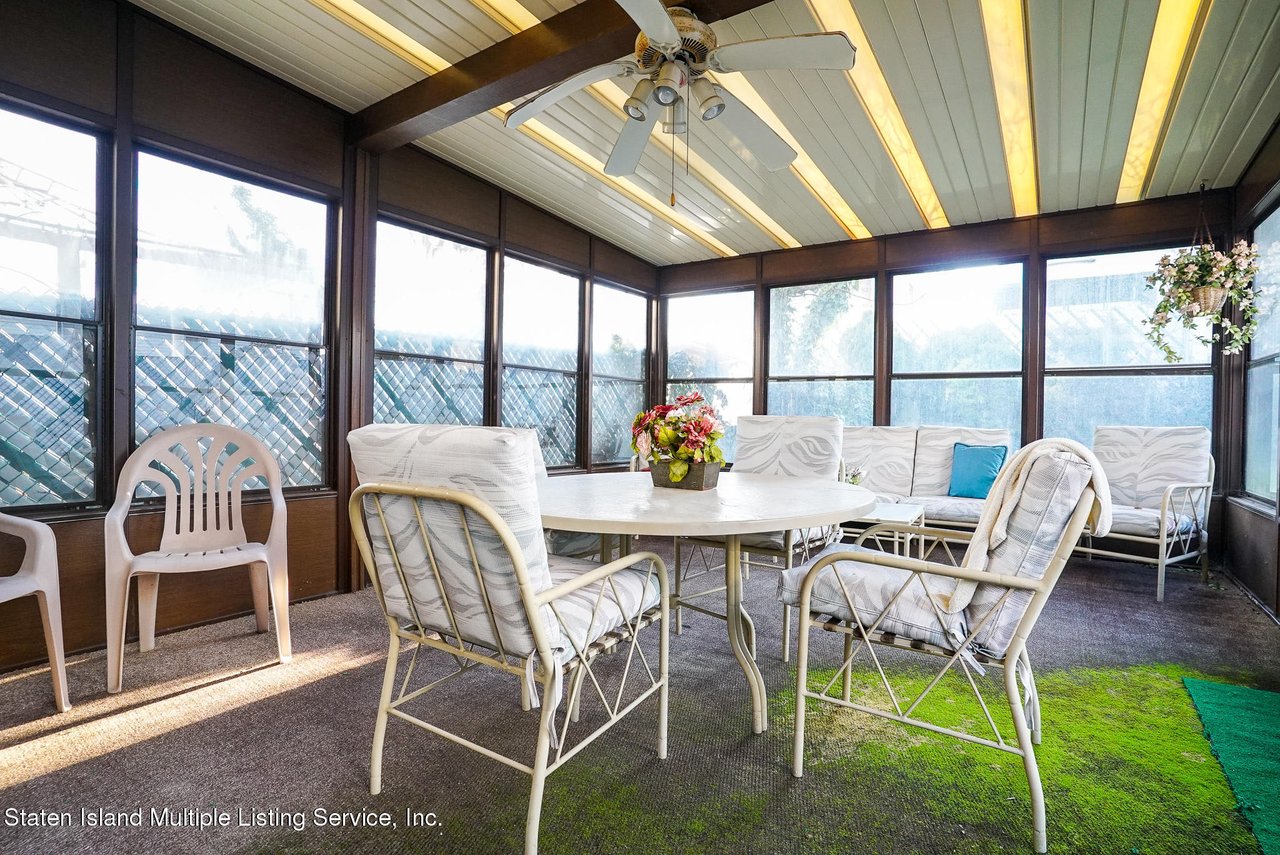 92 Bay Terrace