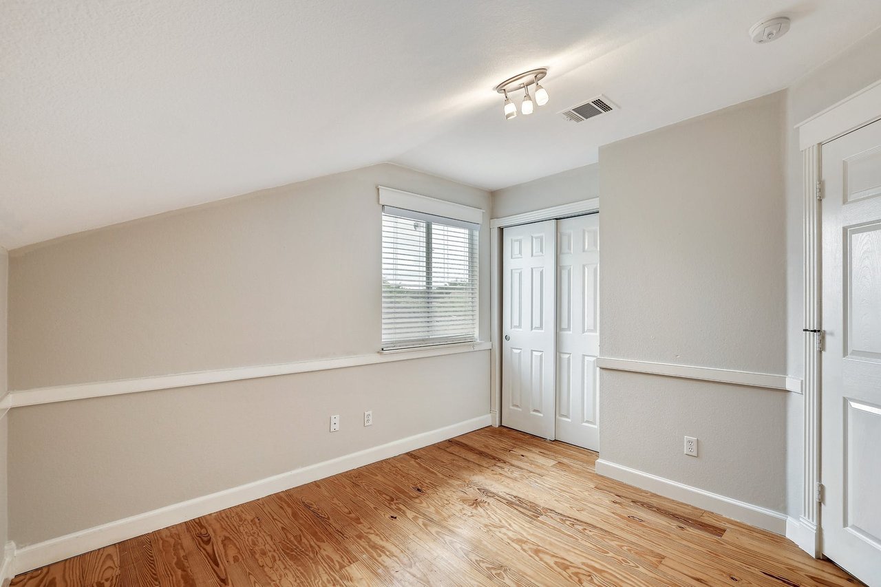185 Sampson, Kyle, Texas 78640