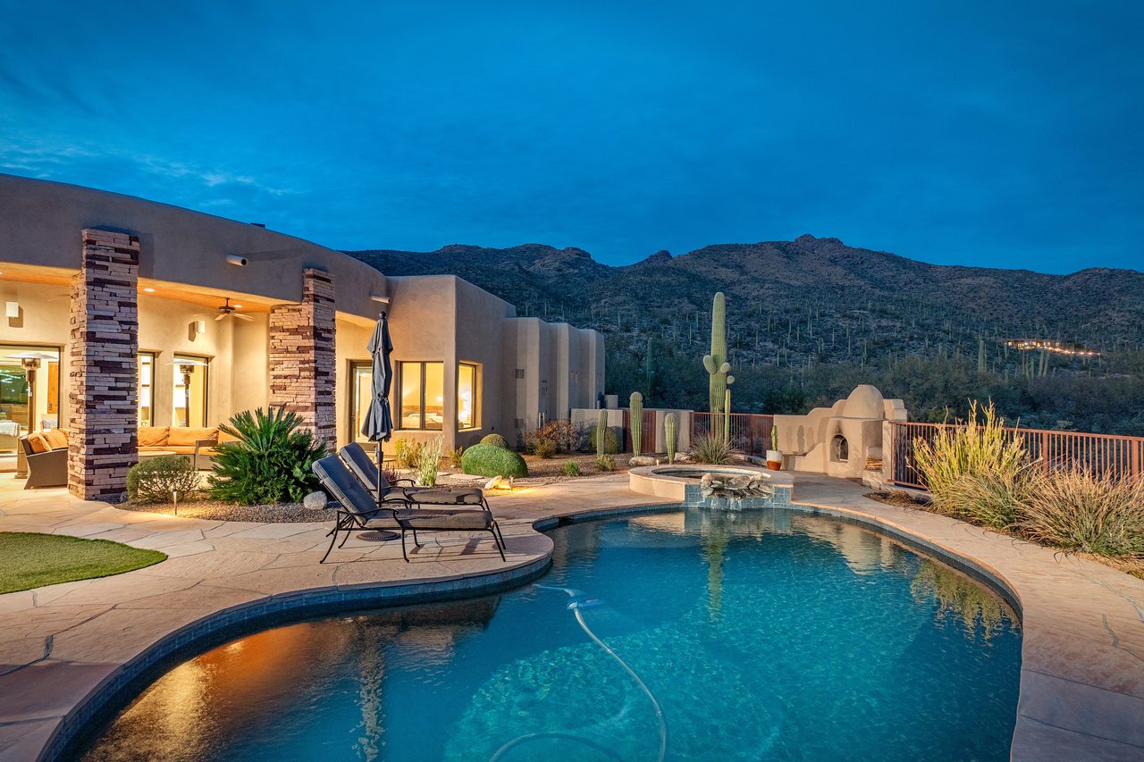 Stunning Desert Contemporary 