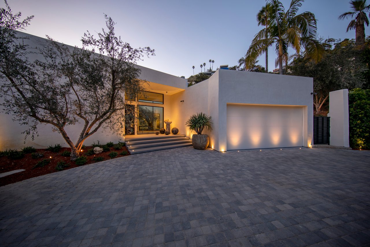 1731 Rising Glen, Los Angeles