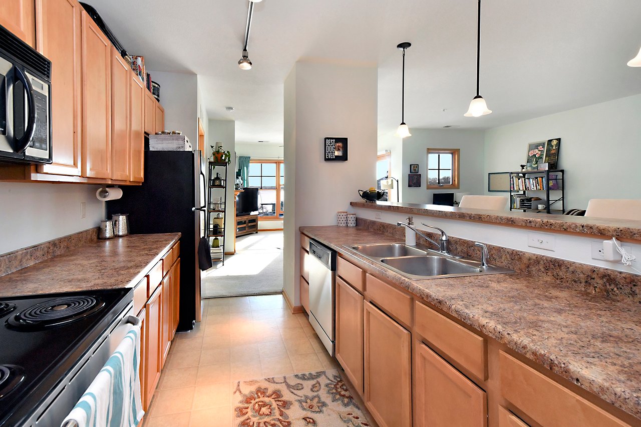 4100 Spring St, #310 | Spring Park