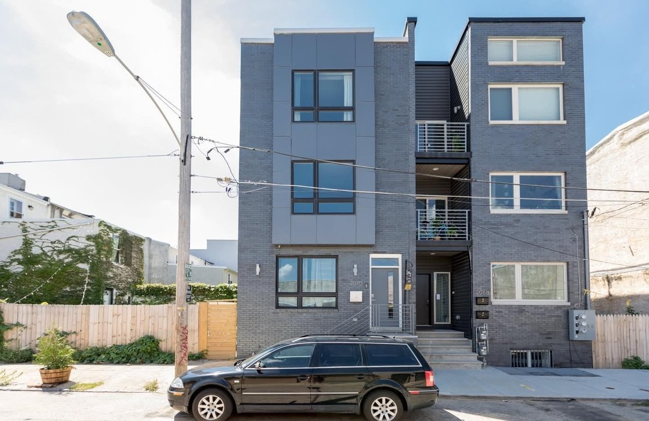 2112 E Arizona St