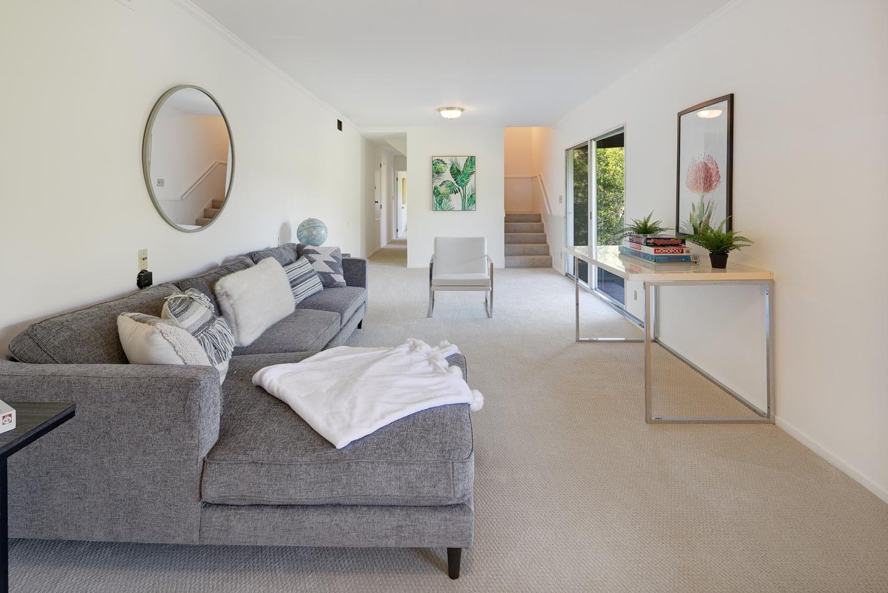 65 Stuyvesant Drive, San Anselmo