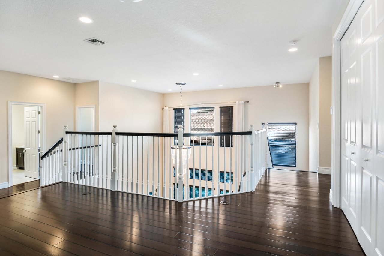 8724 Lewis River Rd