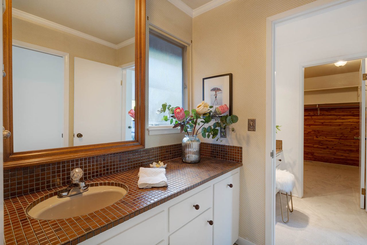 65 Stuyvesant Drive, San Anselmo