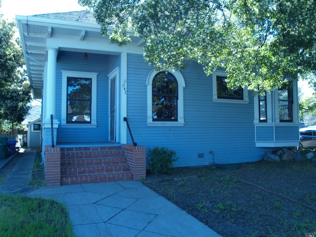 847 B Street