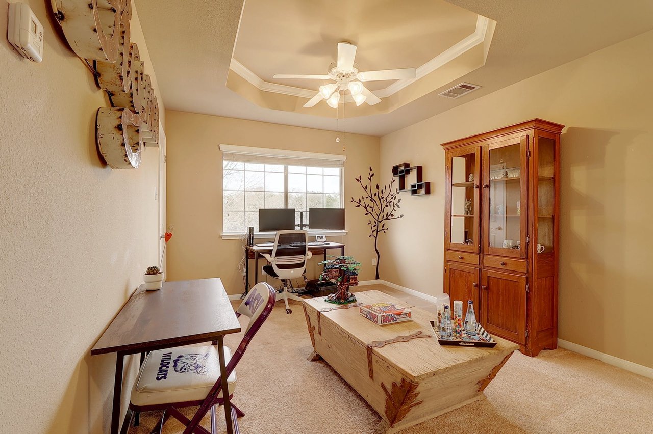 2432 Falcon Dr