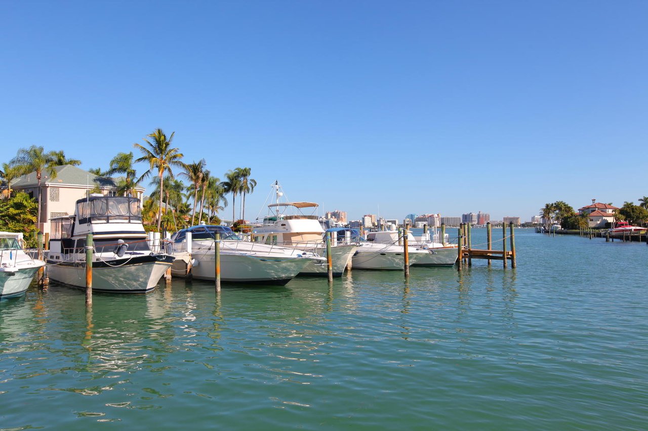 682 Mourning Dove Dr