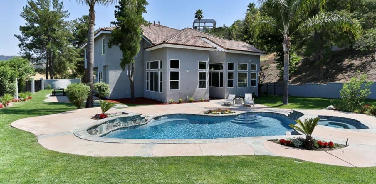 4810 Azucena Rd