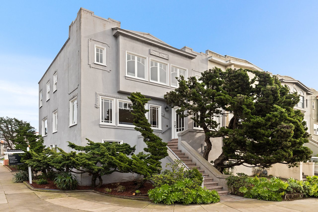 Central Sunset Park View Home
