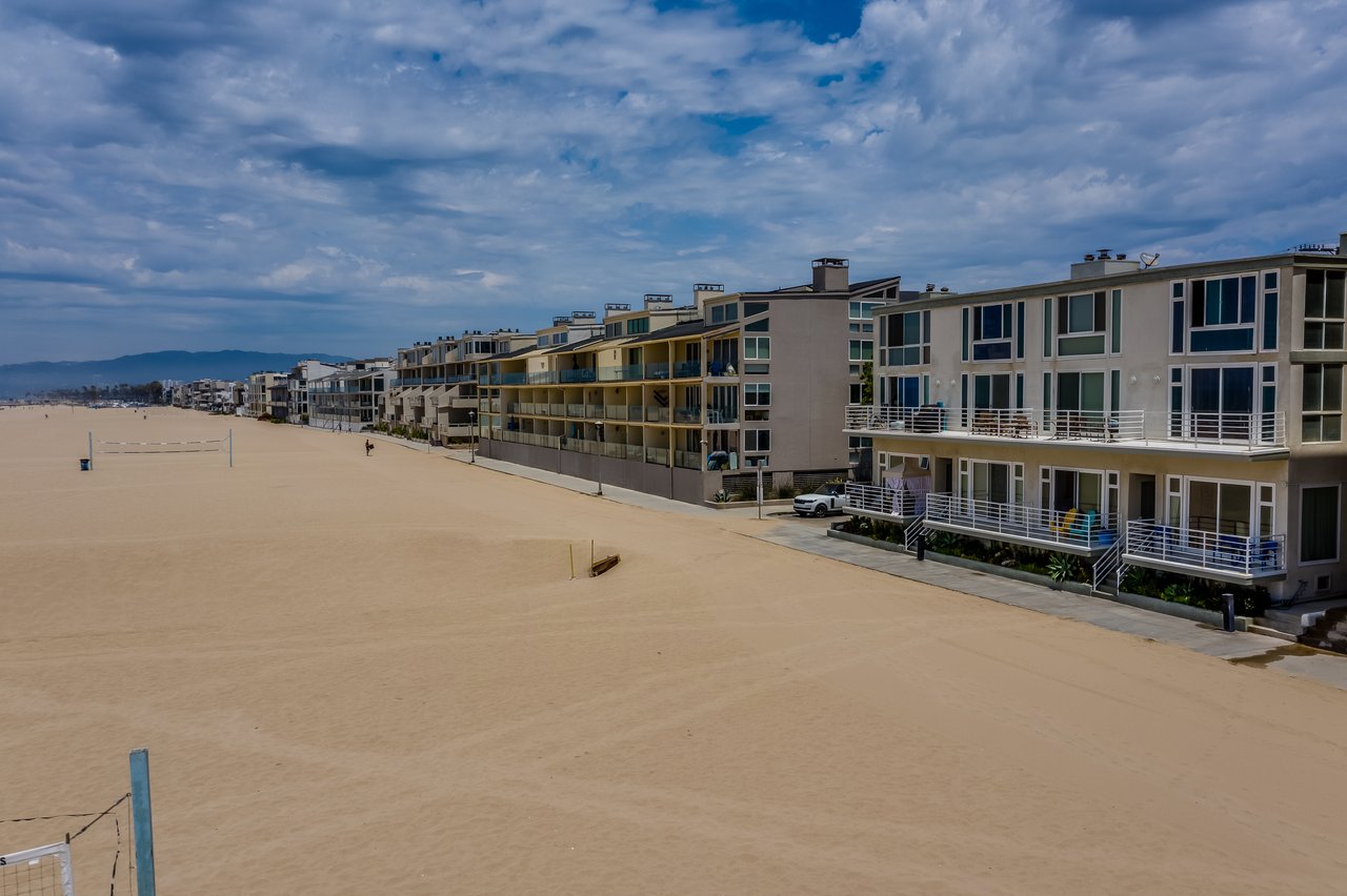 4403 Ocean Front Walk, #203