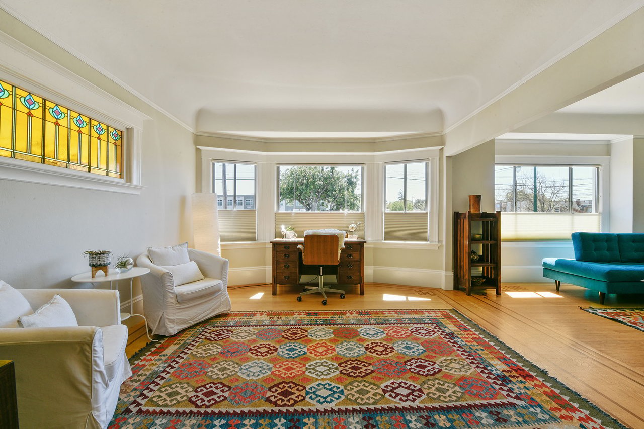 811 Santa Clara Ave