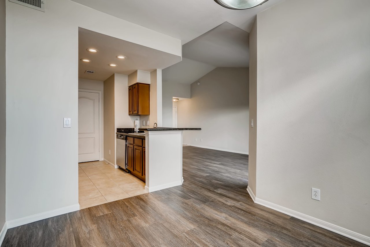 6000 Shepherd Mountain Cove 2107