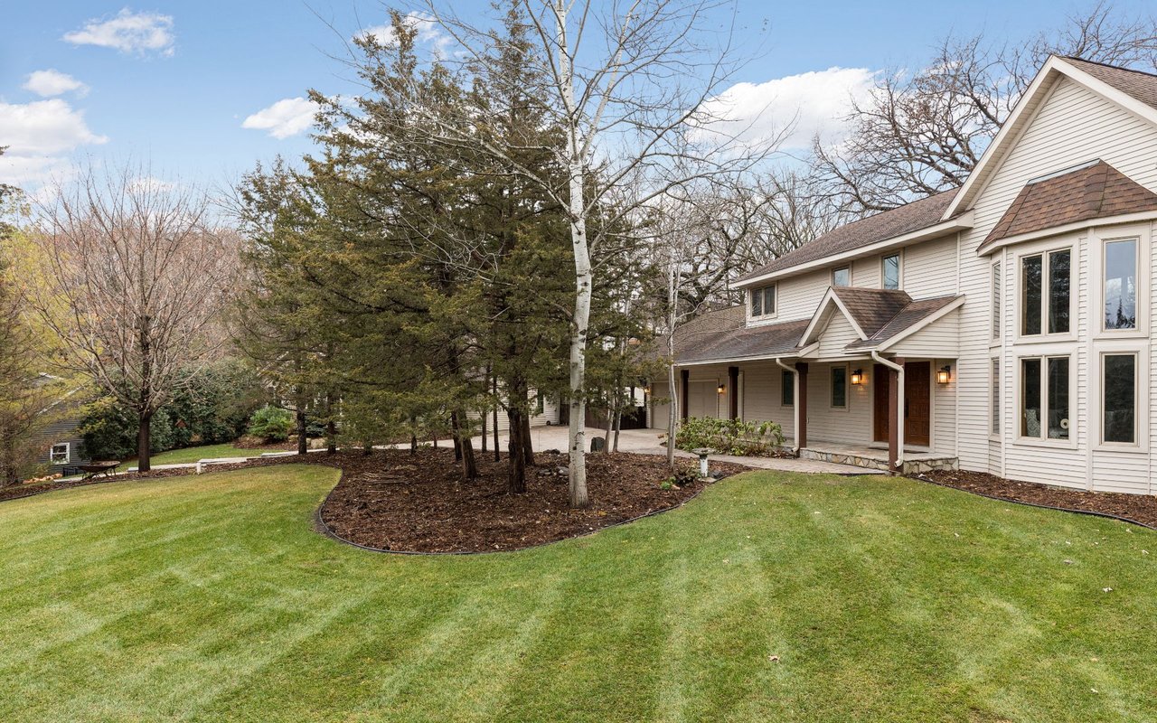 9928 Oak Shore Drive | Lakeville