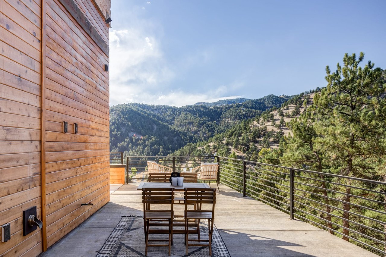 511 Bow Mountain Road